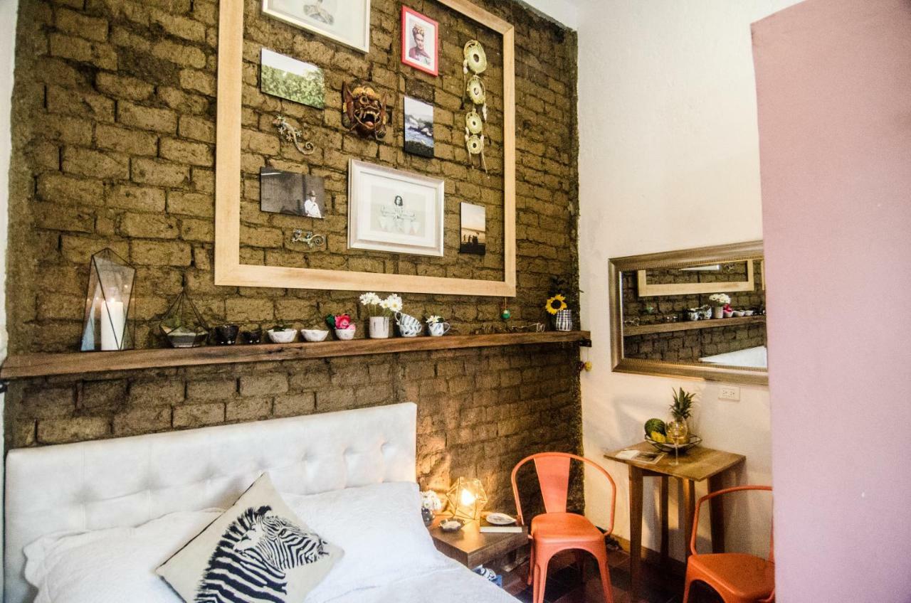 Moonshine Boutique Hostal กาลี ภายนอก รูปภาพ